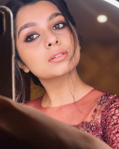 niranjana-anoop-new-photoshoot-for-travel-magazine-003