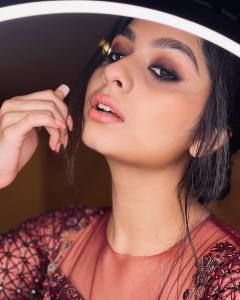 niranjana-anoop-new-photoshoot-for-travel-magazine-004