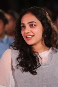 2113nithya_menon_new_photos_556-001