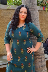 nithya-menon-latest-stills-660