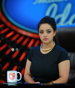 nithya-menen-in-black-dress