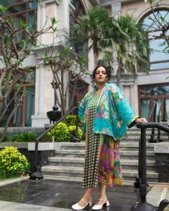 nithya-menen-in-flower-printed-shrug-dress-photos-001