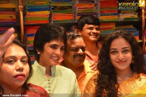 nithya-menen-latest-stills-25882