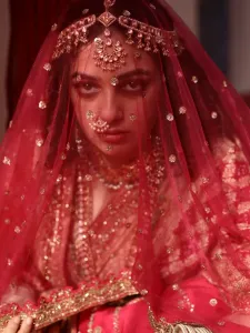 nithya-menon-in-red-dress-wedding-look-photos-006