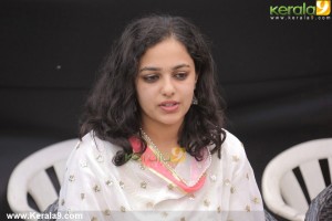 nithya-menon-latest-stills-19