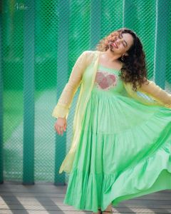 nithya-menon-new-photos-in-green-salwar-suit-001