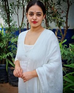 nithya-menon-recent-photos-in-white-churidar-002