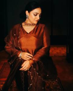 nithya-menon-stunning-photos-001