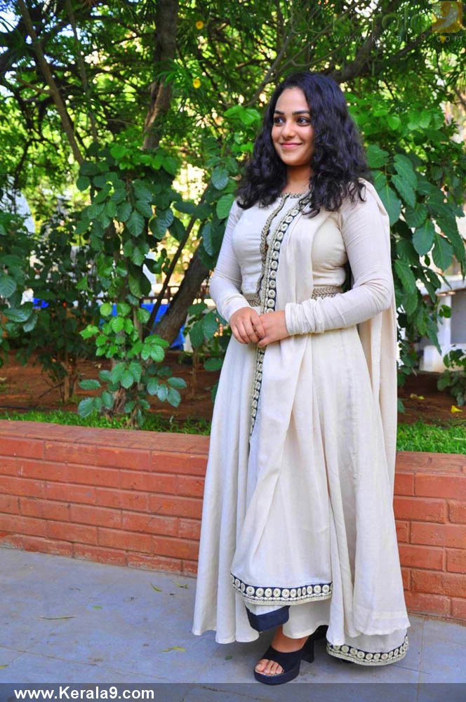 nithya-menon-latest-pictures-00397