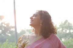 1_nithya-menon-photos-latest-001
