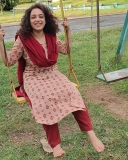 1_nithya-menon-photos-latest-004
