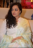 nithya-menon-latest-stills-400-0028