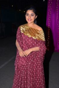 niveda-thomas-photos-009-01647