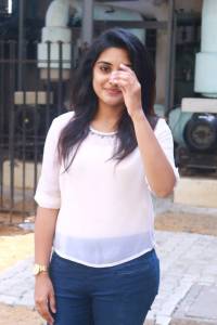 nivedha-thomas-latest-stills-00241