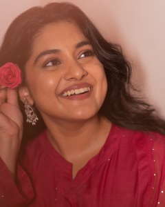 nivetha-thomas-beautiful-rani-pink-salwar-suit-images-001