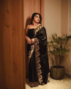 nivetha-thomas-body-fit-dress-photos-009