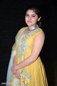 nivetha-thomas-images-56788