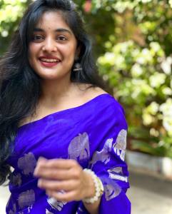 nivetha-thomas-in-saree-photos-004