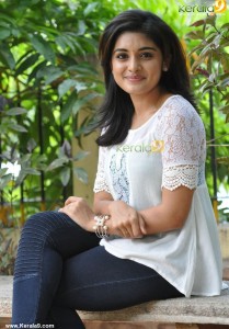 nivetha-thomas-latest-images-500-0032
