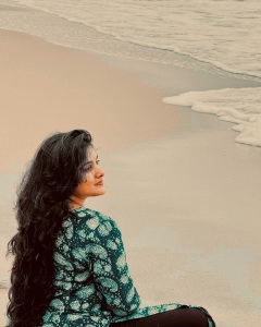nivetha-thomas-latest-photos-and-looks-017