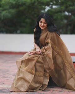 nivetha-thomas-latest-photos-and-looks-021