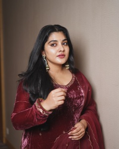 nivetha-thomas-latest-photos-and-looks-027