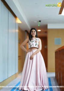 nivetha-thomas-latest-pics-09983-198