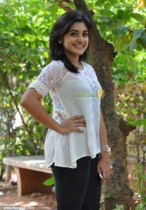 nivetha-thomas-latest-pics-200-00126