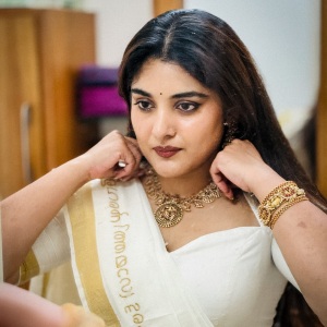 nivetha-thomas-makeup-style-photos-011