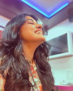 nivetha-thomas-no-makeup-look-photos-004