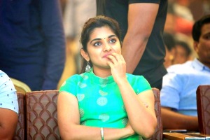 nivetha-thomas-photos-111-00819