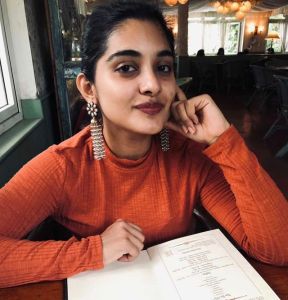nivetha-thomas-photos-in-saree-001