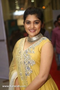 nivetha-thomas-pictures-222-00240
