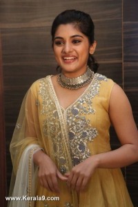 nivetha-thomas-pictures-222-00378