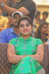 nivetha-thomas-pictures-432-00133