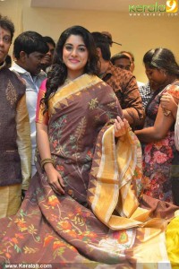 nivetha-thomas-stills-666-0013