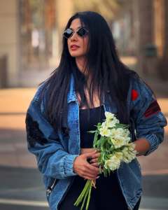 nyla-usha-in-fashion-outfit-photos-005