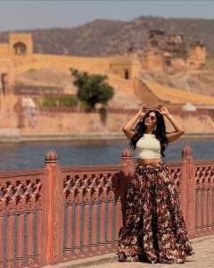 nyla-usha-in-fashion-outfit-photos-009
