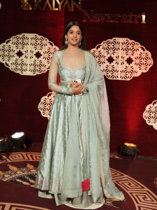 nyla-usha-in-party-wear-outfit-photos-014