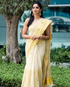 nyla-usha-latest-photos-in-kerala-onam-saree-