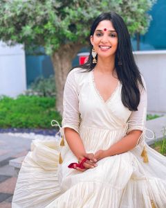 nyla-usha-latest-photoshoot-002