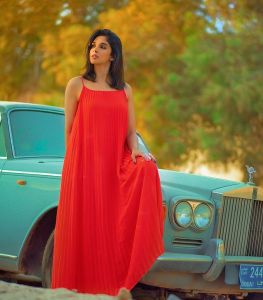 nyla-usha-profile-photos-005