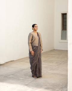 1_parvathy-thiruvothu-different-shades-trending-photos-032