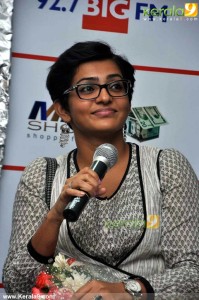 parvathi-menon-images-00246