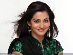 parvathi-menon-stills-00472