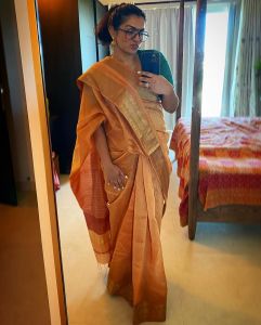 parvathy-latest-photos-in-saree