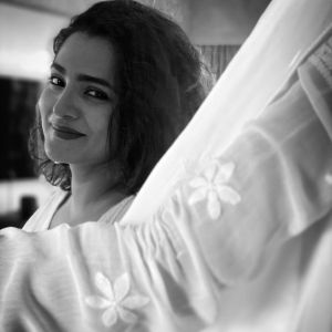 parvathy-latest-photoshoot-003