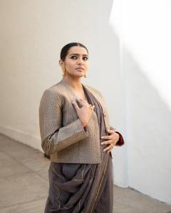 parvathy-thiruvothu-different-shades-trending-photos-031