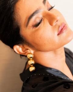 parvathy-thiruvothu-different-shades-trending-photos-035