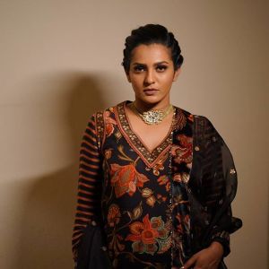 parvathy thiruvothu images2341-001